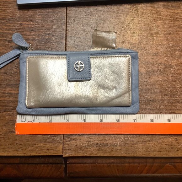 Giani Bernini Genuine Leather Chambray/Silver Wristlet Wallet Zip with Pocket - Picture 8 of 9